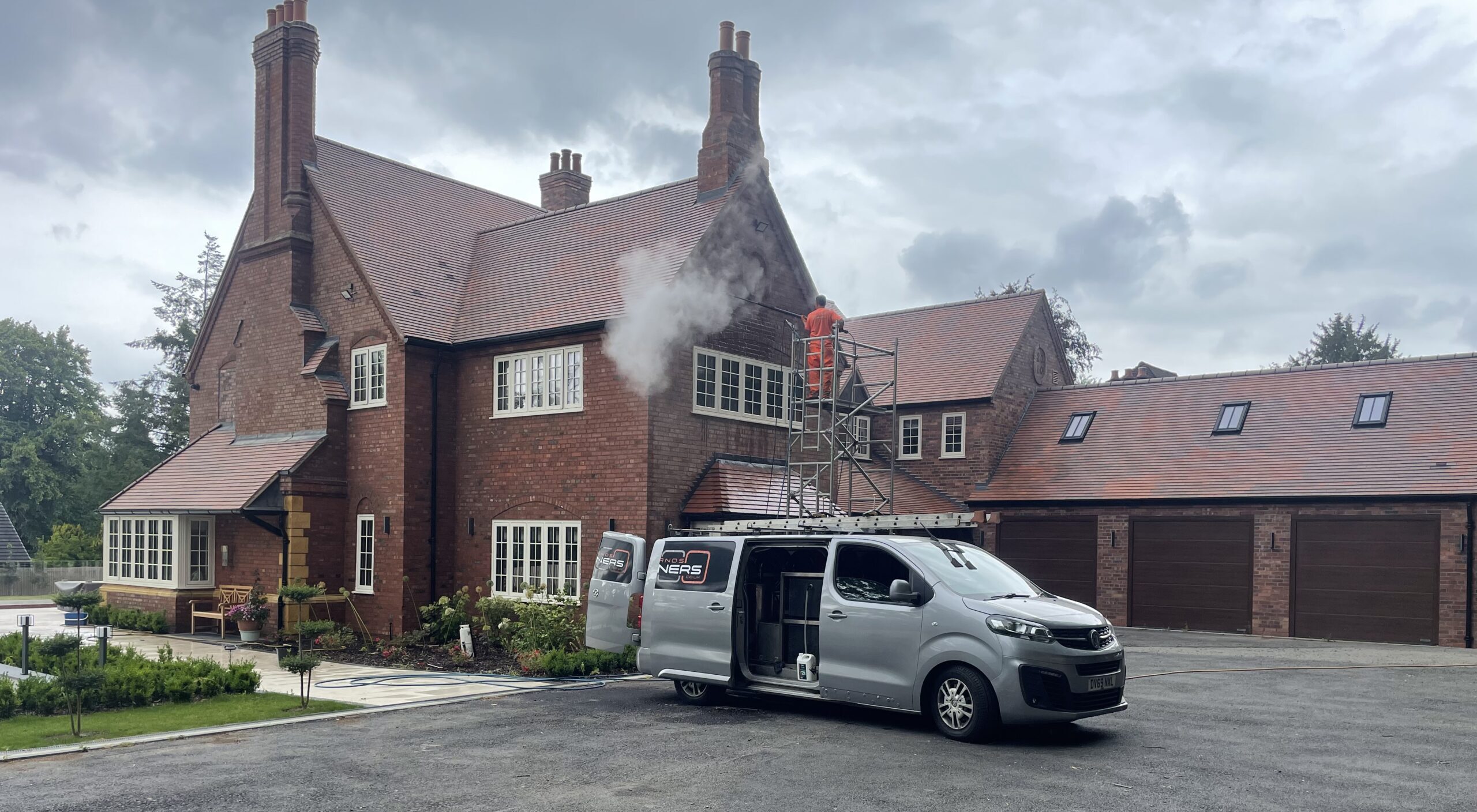 Steam cleaning brickwork in Coventry